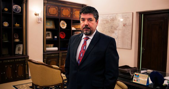 رحمت الله نبیل رئیس امنیت ملی دیگر ممنوع الخروج نیست