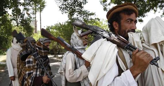 پیکارجویان طالب یک سارق را تیرباران کردند