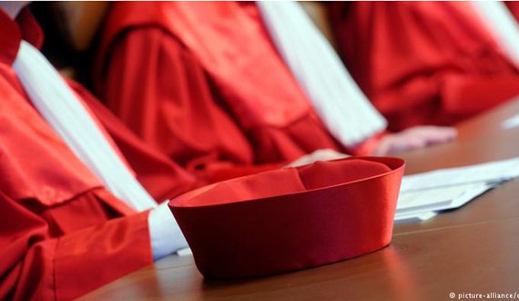 آلمان صلاحیت اخراج خارجی های مظنون به ترور را دارد