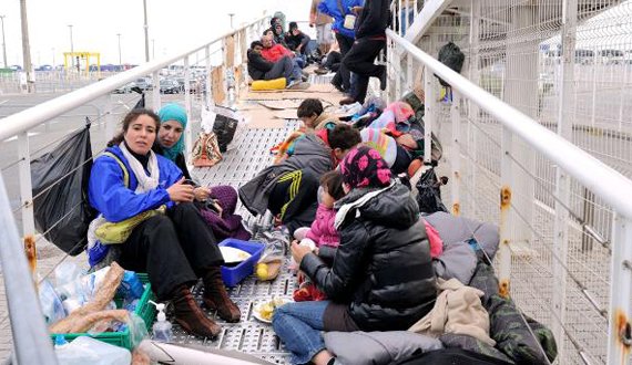 وزیران خارجه ایتالیا، آلمان و فرانسه در باره بحران پناهجویان گفتگو کردند