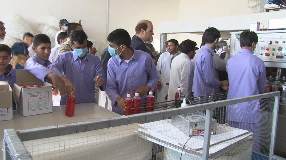 افتتاح کارخانه‌ی تولیدی مواد شوینده در نیمروز