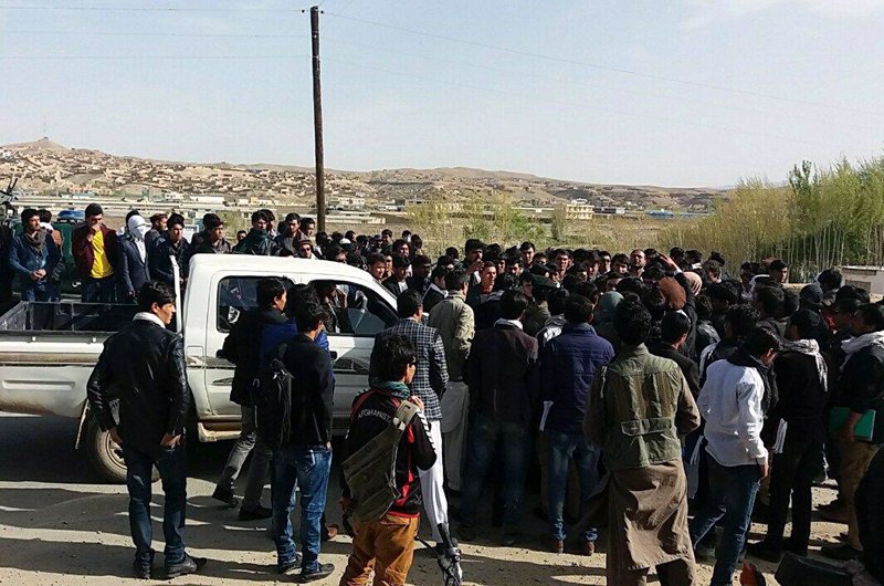 دانشجویان غور، شاهراه هرات_غور را مسدود کردند