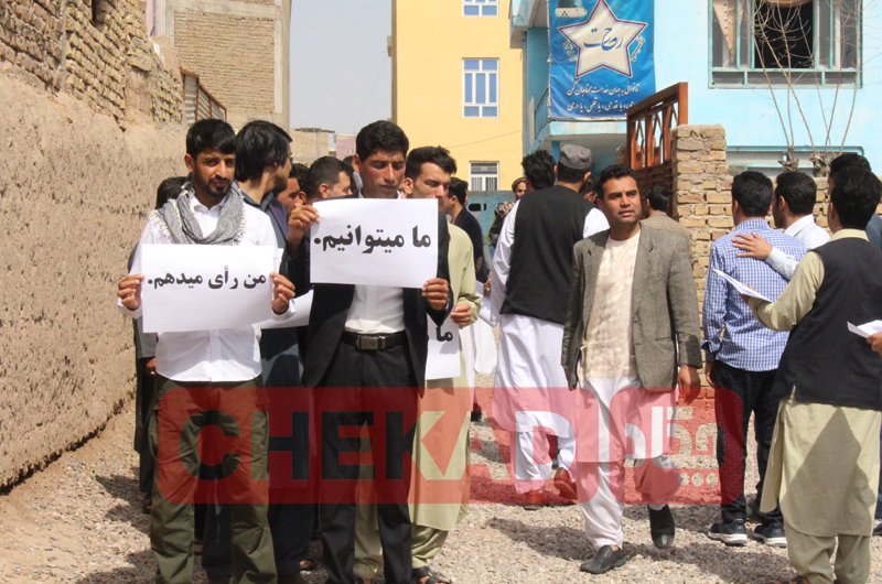 حمایت فعالان مدنی از روند ثبت‌نام رای‌دهی در هرات