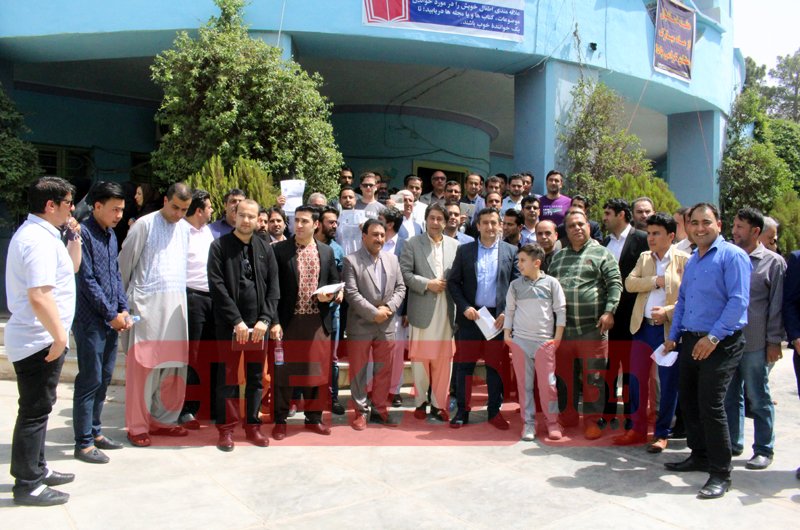 حرکت مدنی داکتران هرات بخاطر تشویق مردم در روند ثبت‌نام رای‌دهی