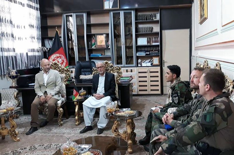 «فرانس وا ریشی» سفیر کشور فرانسه به نیمروز سفر کرد