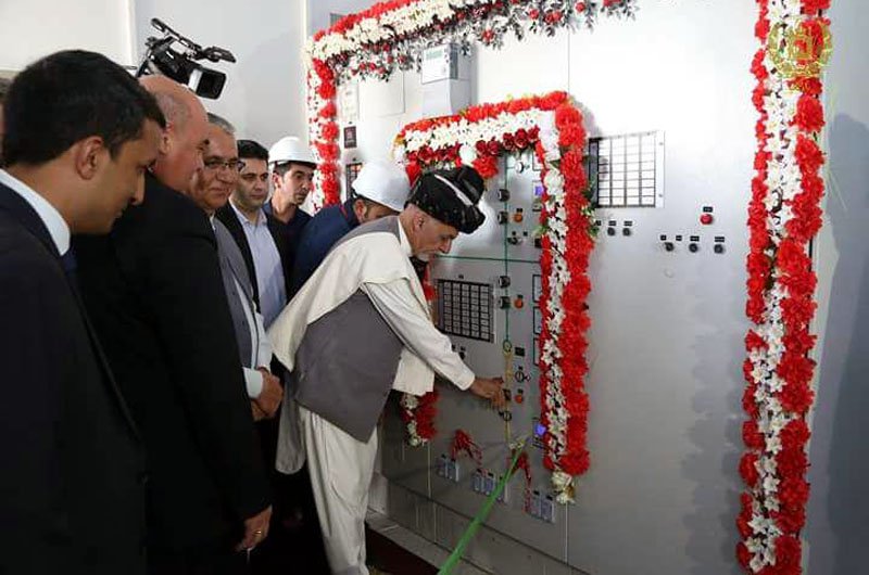 پروژه برق «قلعه نو» بادغیس توسط اشرف غنی افتتاح شد
