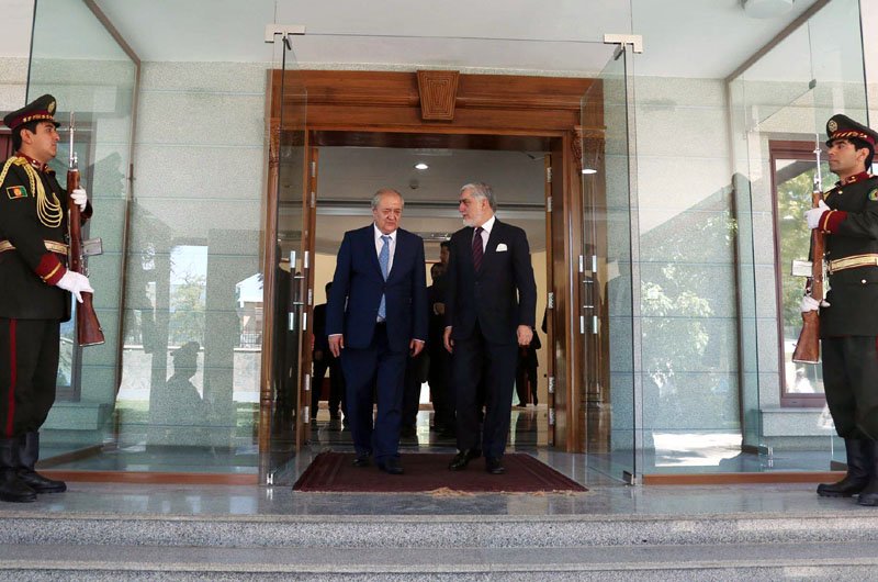 داکتر عبدالله با وزیر امور خارجه ازبکستان دیدار کرد