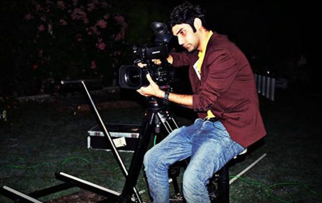 زبیر، فیلمبردار مرکز فرهنگی فرانسه در کما درگذشت