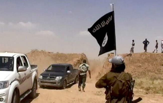 کشته شدن بیش از ۴۰ غیرنظامی’ در حملات هوایی سوریه به داعش