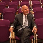 “پست‌های مهم دولتی ماه‌ها است که با سرپرست‌ها اداره می‌شوند”