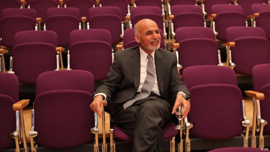 “پست‌های مهم دولتی ماه‌ها است که با سرپرست‌ها اداره می‌شوند”