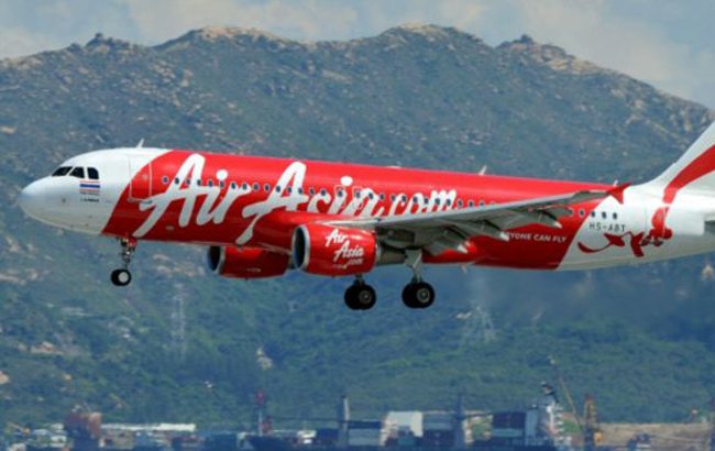 دو شیء بزرگ عملیات جستجو هواپیمای ایر آسیا کشف شده است