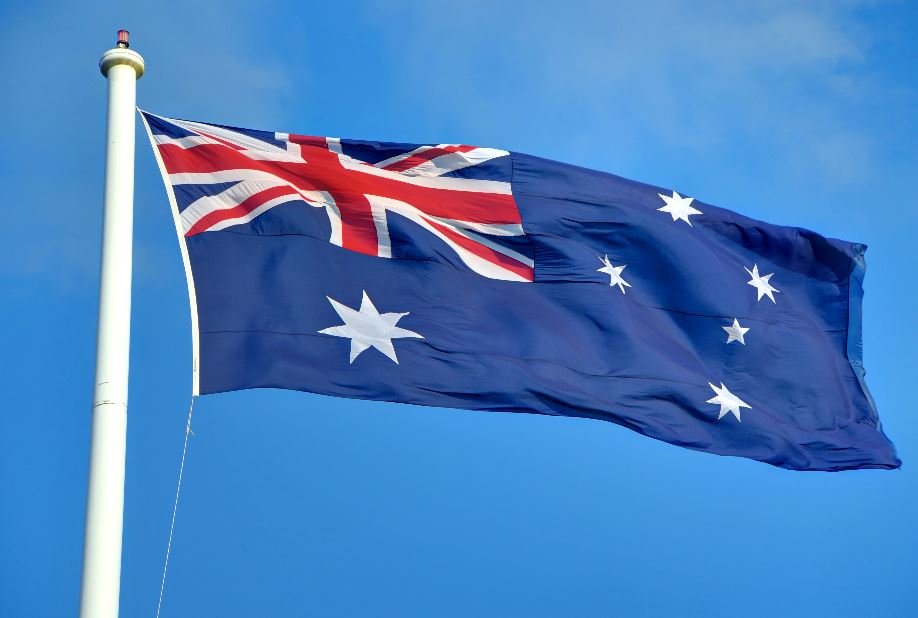 سفیر استرالیا ” استرالیا مانند گذشته، متعهد است تا در عرصه تقویت اقتصاد و تأمین صلح و ثبات در افغانستان به همکاری‌های خود ادامه دهد”