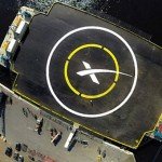 شرکت آمریکایی درصدد است موشک فضاپیما را بر سکوی شناور فرود آورد