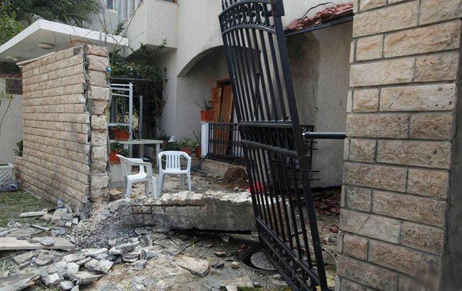 داعش مسئولیت بمب‌گذاری در برابر خانه سفیر ایران در لیبی را پذیرفت