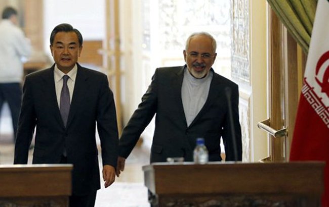 وزیر خارجه چین “رسیدن به یک توافق جامع به نفع ایران است”