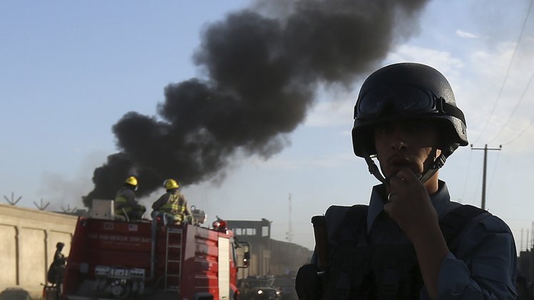 نماینده مجلس ننگرهار از حمله انتحاری جان سالم به دربرد