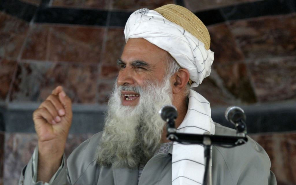 “دولت باید در مسایل مهم با ملت مشورت کند و هیچ چیز نباید از چشم مردم پنهان بماند”