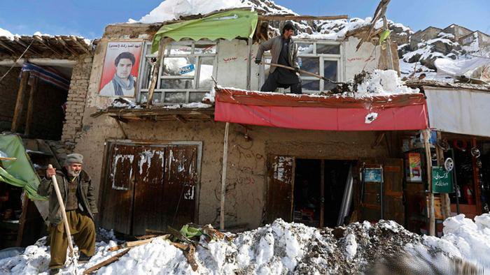 تلاش‌ها برای باز کردن راه‌های مواصلاتی در افغانستان