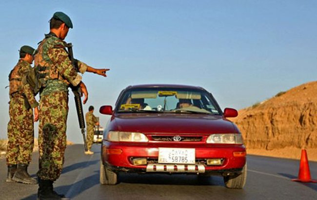 ۸ کشته در اثر دو انفجار بمب کنار جاده ای در ننگرهار
