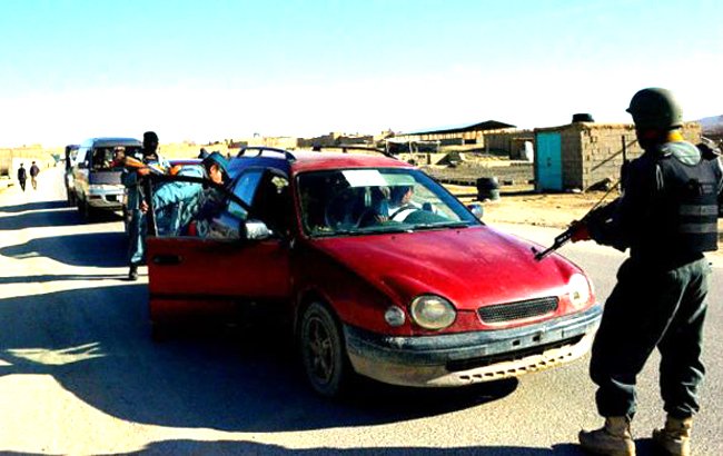 کشته شدن هفت عضو یک خانواده در انفجاری در غزنی