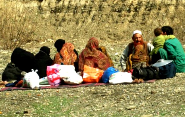 مهاجران غیرقانونی افغان در پاکستان، ثبت‌نام می‌شوند