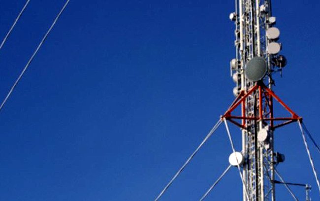 به آتش کشیدن ۵ آنتن مخابراتی از سوی طالبان در هرات