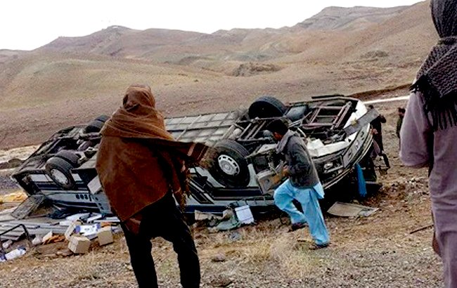 ۱۴ کشته و زخمی بر اثر حادثه ترافیکی در هرات