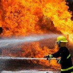 مردان مسلح یک کلینیک صحی را در لغمان آتش زدند