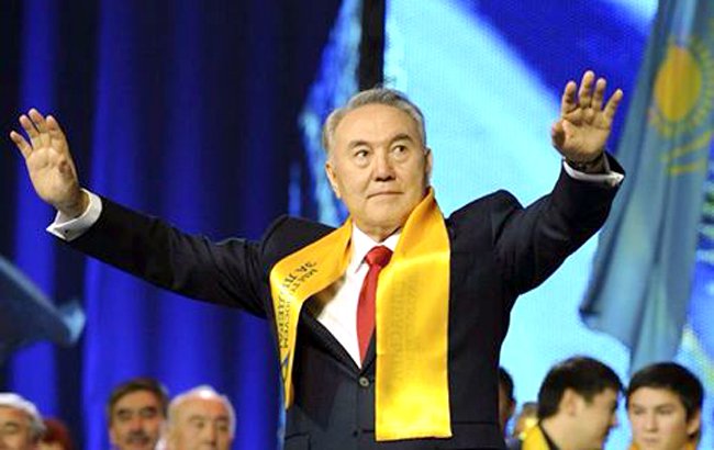 نورسلطان نظربایف با اکثریت آرا رییس جمهور قزاقستان شد