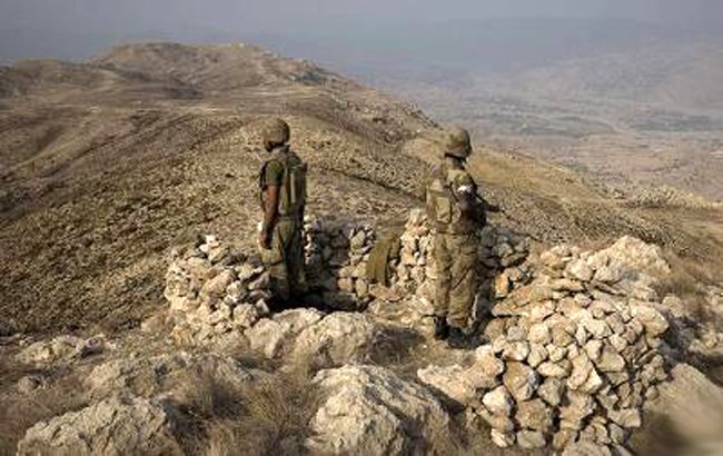 پاکستان: ۴۴ شورشی را در مرز با افغانستان کشته ایم