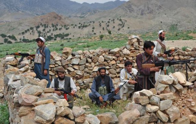 کوهستانی: توزیع سلاح در دراز مدت به دردسر بزرگ مبدل خواهد شد