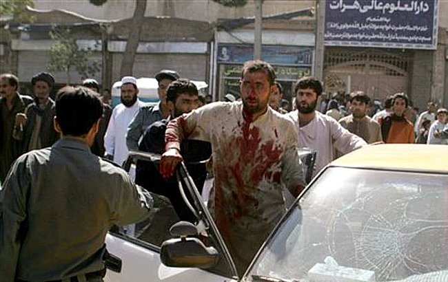 زخمی شدن سه عضو یک فامیل درهرات