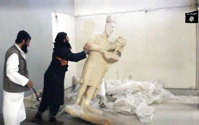 از تخریب آثار باستانی تا جنایت علیه بشریت