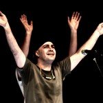 افراد را با صدای خود جذب کنید