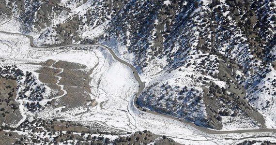 مشکلات قومی عامل مسدود راه شهر گردیز