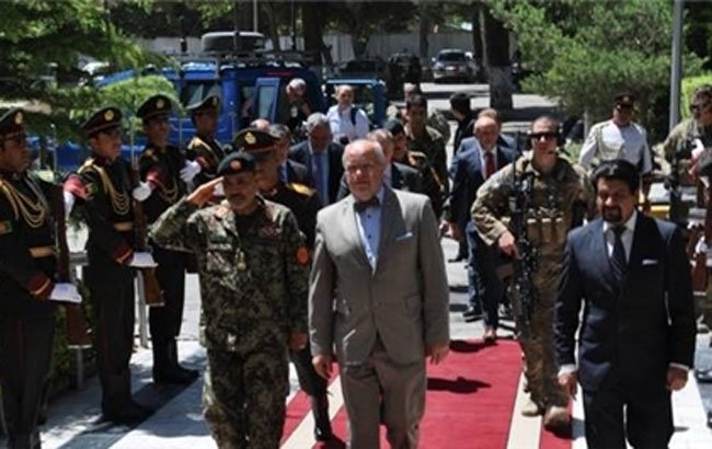 وزیر دفاع لیتوانیا به کابل سفر کرد