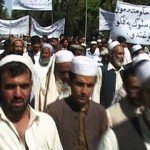 راهپیمایی صدها تن در جلال آباد به دلیل قطع برق