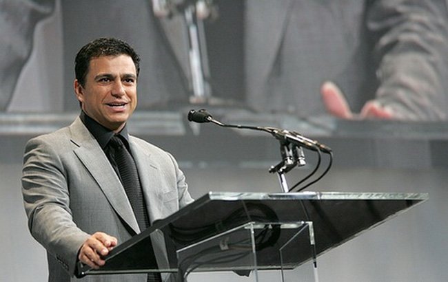 مطرح ساختن خود