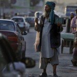 میلیون‌ها دلار پول معلولان و بازماندگان جنگ‌ افغانستان ‘در جیب مافیا می‌رود’