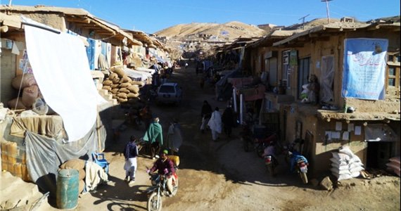 هواداران نمایندگان معترض در بامیان، شاهراه دایکندی- کابل را بستند