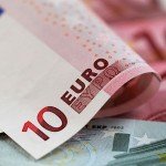 یورو سقوط کرد