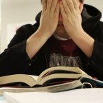 دلایل و عوامل اضطراب امتحانات