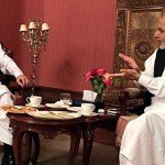 غنی و کرزی پشت میز مذاکره