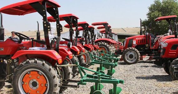 ۳۰۰ عراده تراکتور، کمک بی‌سابقه چین به افغانستان