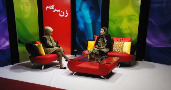 زن پیشگام (۴)