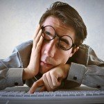 ۱۰ رفتاری که شما را غیرحرفه‌ای جلوه می‌دهد