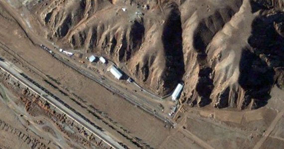 شک نکنید! در پارچین راه سازی است نه پاکسازی