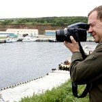 حضور نخست‌وزیر روسیه در جزیره پر مناقشه جاپان