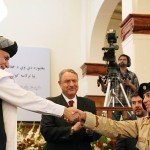 در روز استقلال از ۱۰۰۰ مأمور امنیتی تقدیر شد